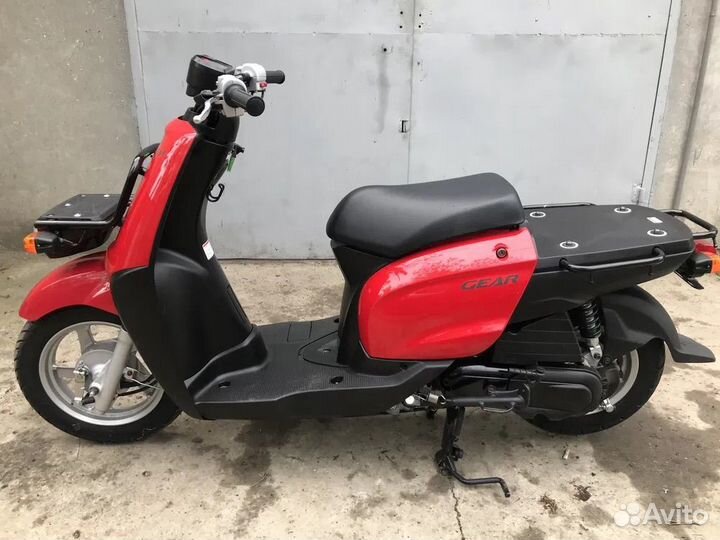 Yamaha Gear Red (Только с Японии)