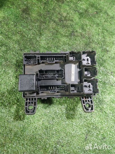 Блок предохранителей салонный Hyundai Getz G4EE