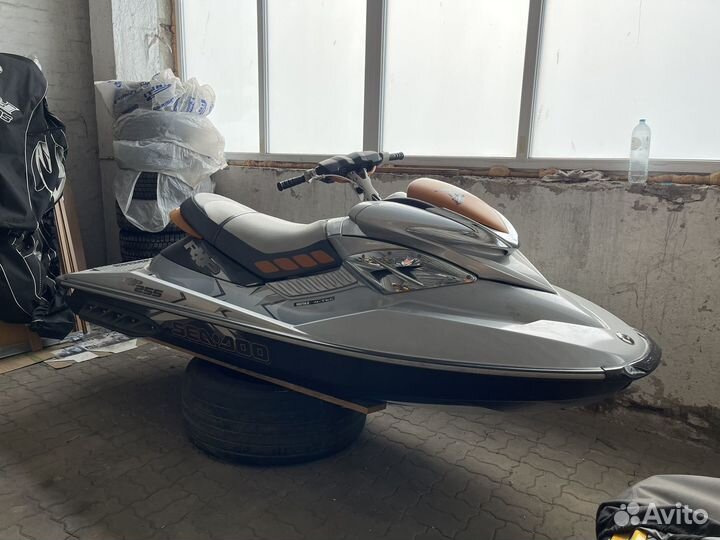 Гидроцикл sea doo RXP 255