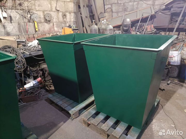 Мусорный (контейнер) бак новый 0.75 куба