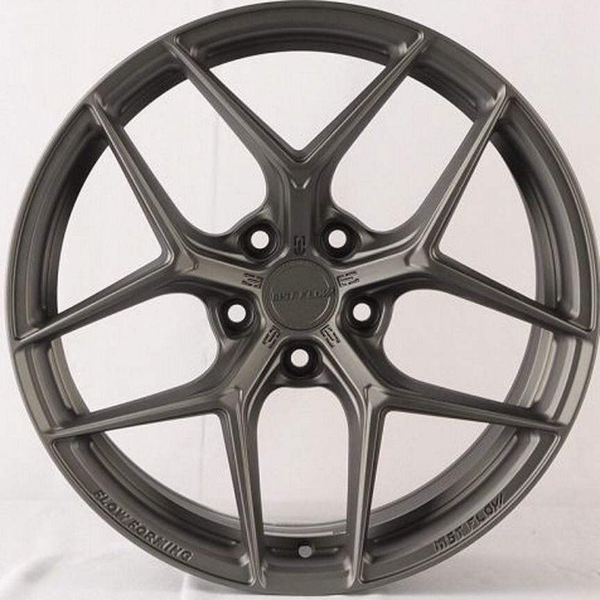 Makstton MST-FK07 : 8,5x18 5*114,3 Et:35 Dia:73,1 Matte Graphite Grey