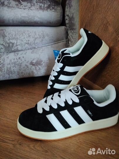 Adidas кампус