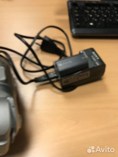 Фотоаппарат цифровой Sony DSC-F505V