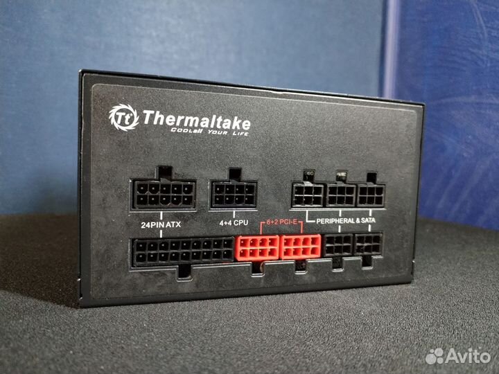 Блок питания 750 W Thermaltake SMART Pro RGB