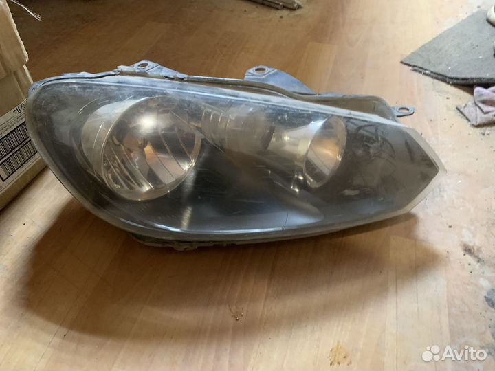 Фары volkswagen Golf 6