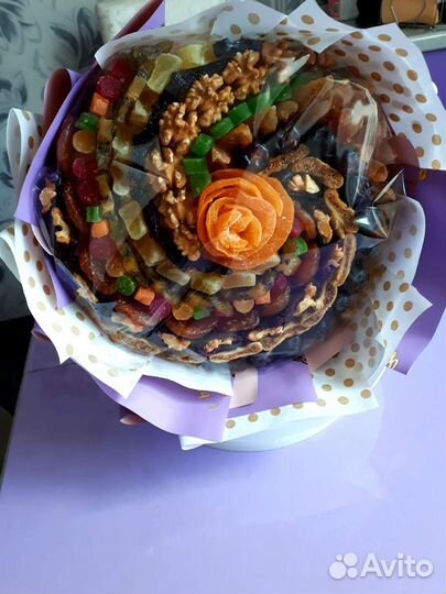Съедобные букеты из сухофруктов