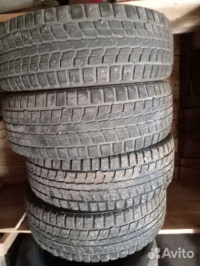 Dunlop D87M 225/60 R18