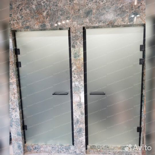 Душевая стеклянная дверь на заказ