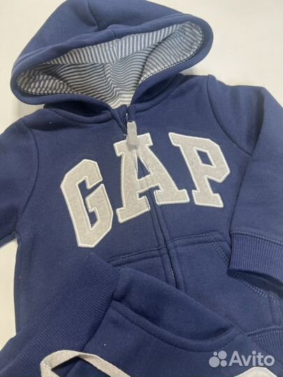 Костюм gap с начесом новый 98 см