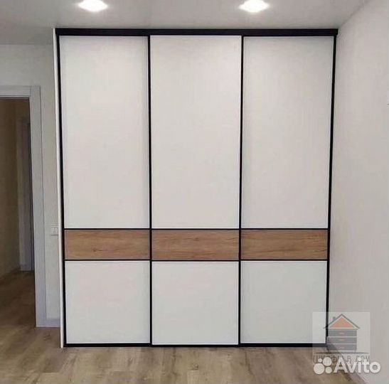 Встраиваемый шкаф