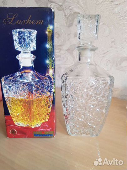 Графин итальянский и Советский графин с рюмками