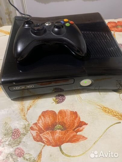 Xbox 360 slim -320гбпрошитый