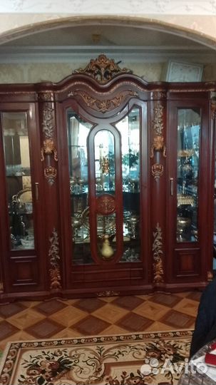 Буфеты и серванты новые