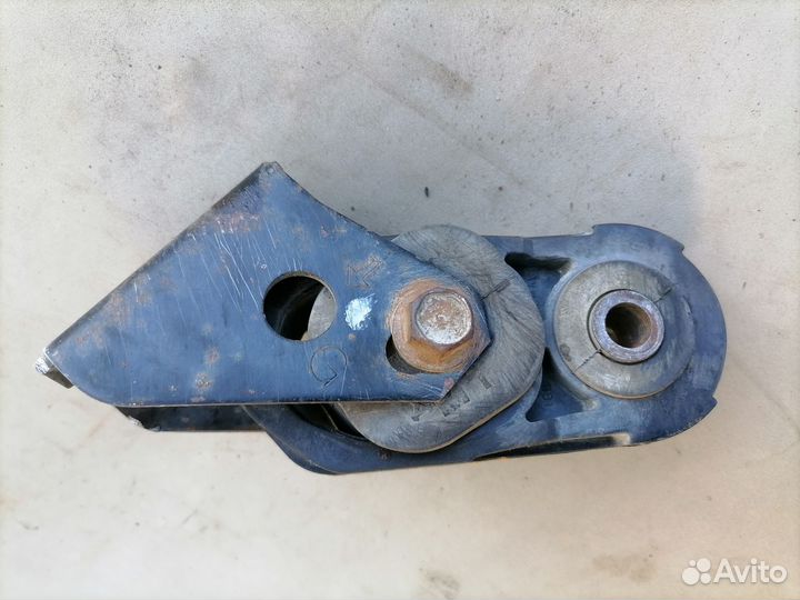 Опора Двигателя Передняя Nissan Almera N15 1998