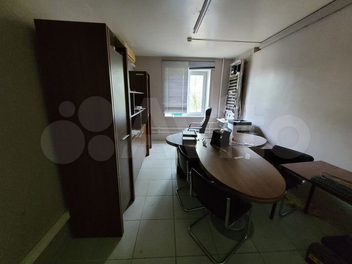 3-к. квартира, 83 м², 1/5 эт.