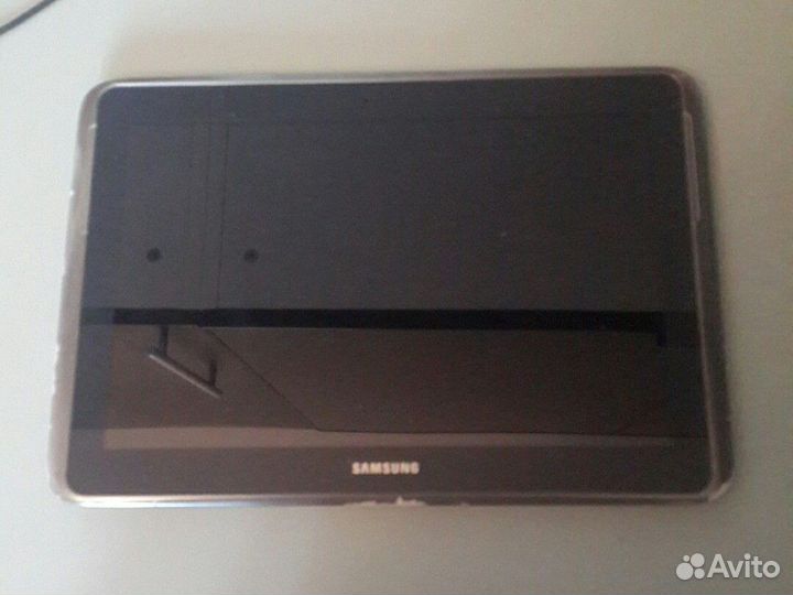 Samsung n-8000