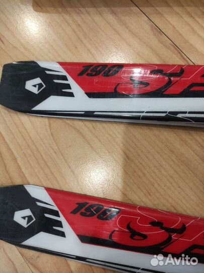 Беговые лыжи