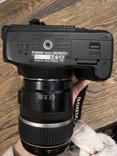 Зеркальный фотоаппарат canon 600d