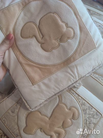 Набор принадлежностей в кроватку с балдахином