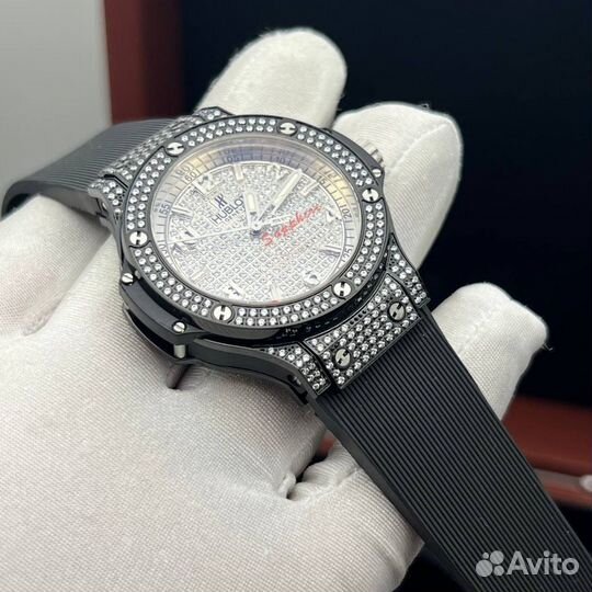 Часы женские Hublot