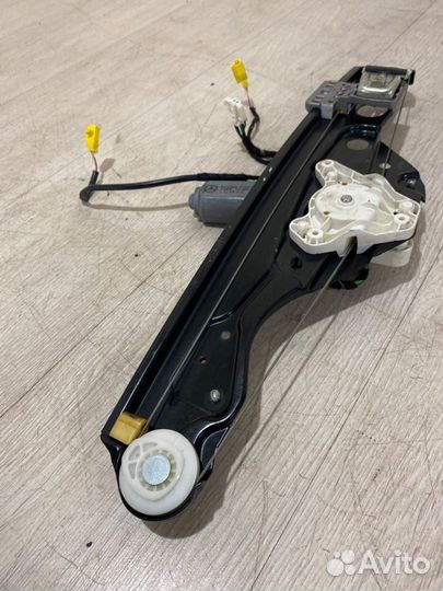 Стеклоподъемник задний правый Mercedes Benz E250