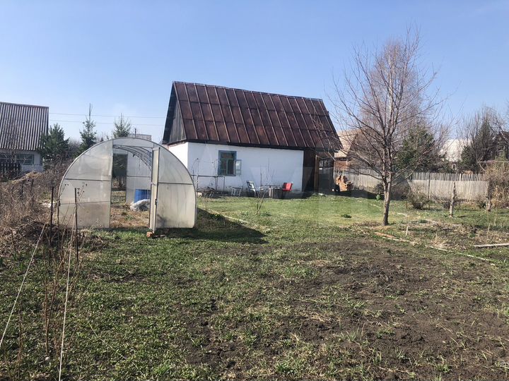 Дача 32 м² на участке 6 сот.