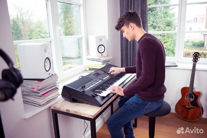 Профессиональное пианино yamaha PSR-SX600