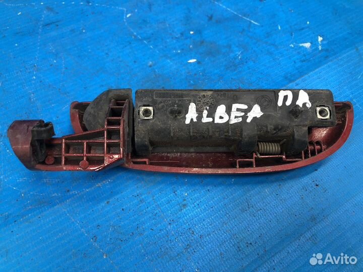 Ручка двери передней наружная правая Fiat Albea 20