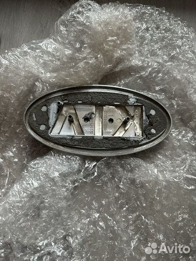 Эмблема на kia sportage на заднюю крышку