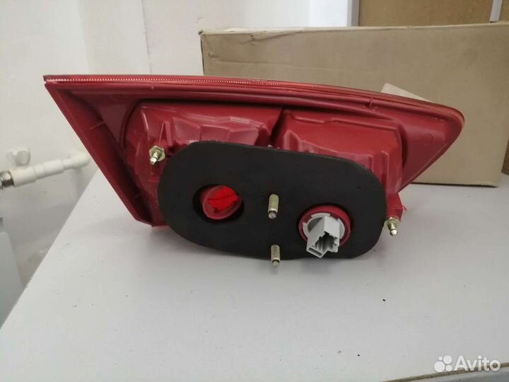 Фонарь задний правый lancer 2007- umla6832142