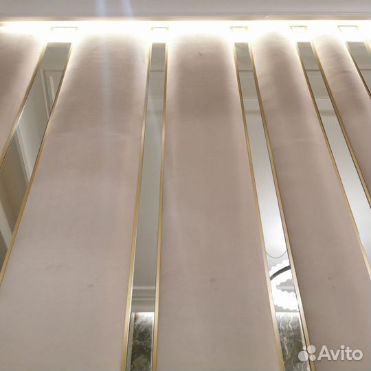 Мягкие стеновые панели в гостинной