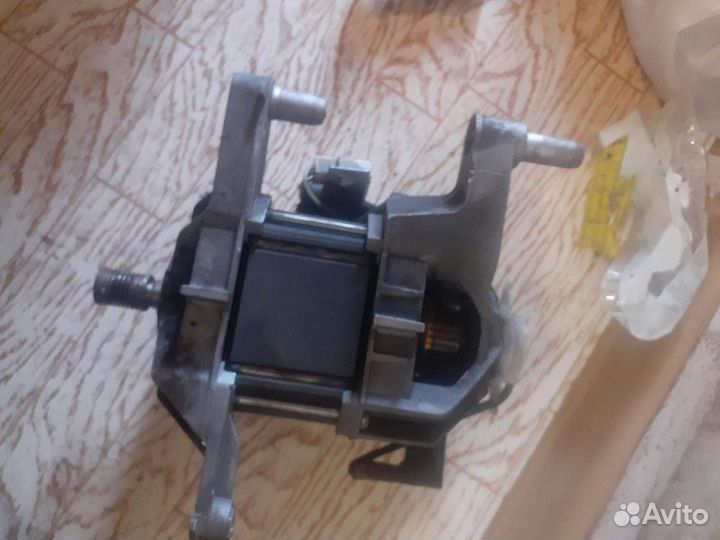 Двигатель от стиральной беко