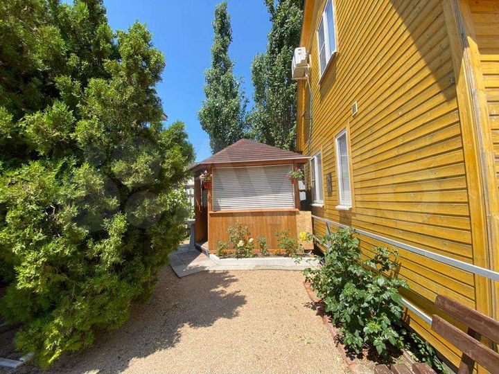 Гостиница, 200 м²