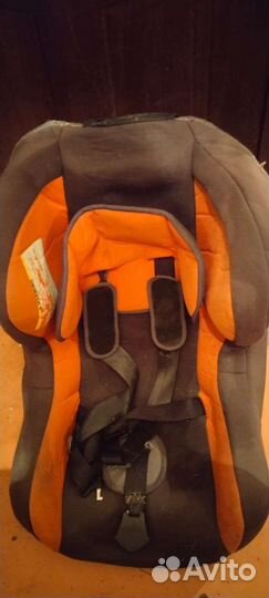 Детское сиденье в машину