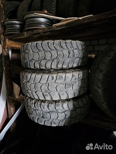 Kumho Road Venture MT51 235/75 R15