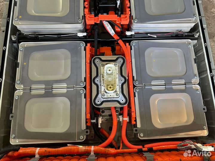 Высоковольтная батарея Nissan Leaf ZE0 EM61 84Т.км