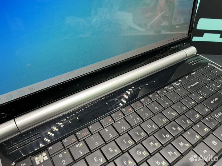 Ноутбук Packard Bell Pentium/3Gb/300Gb