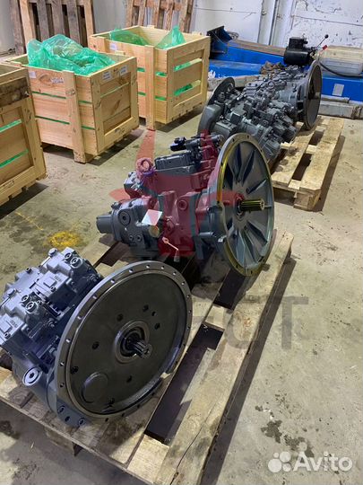 Основной насос Hitachi ZX240LC-3 9262320