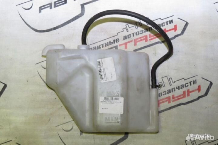 Бачок расширительный nissan liberty PM12 PNM12 RM1