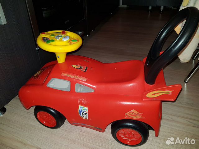 Машина беговел