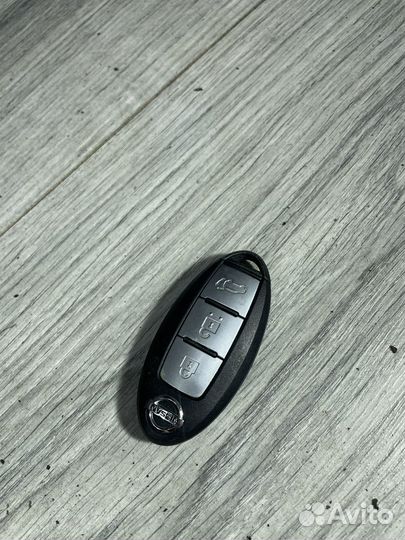 Чип ключ Nissan X-trail T32 285E34CB5A