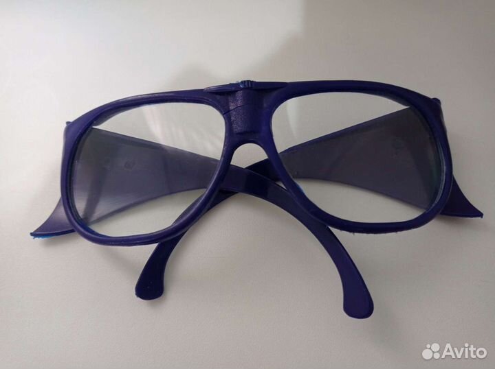 Защитные новые очки