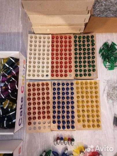 Лампочки для электрогирлянд СССР