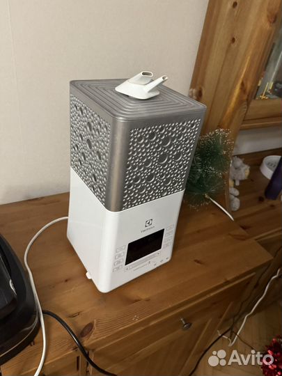Увлажнитель воздуха electrolux 3815D