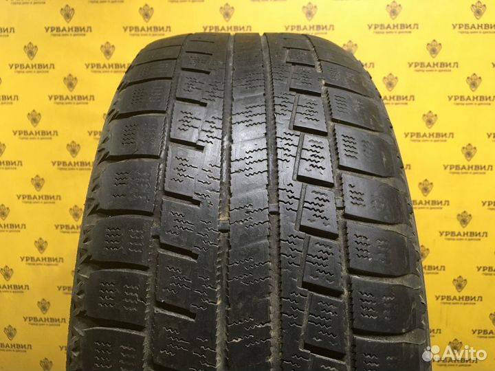 Hankook Winter I'Cept iZ 2 W616 215/55 R17 98T