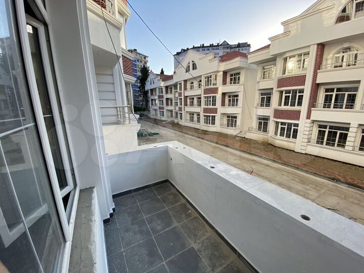 1-к. квартира, 50,2 м², 1/5 эт.