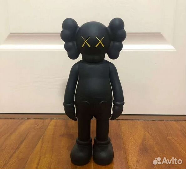 Фигурка Kaws 18см