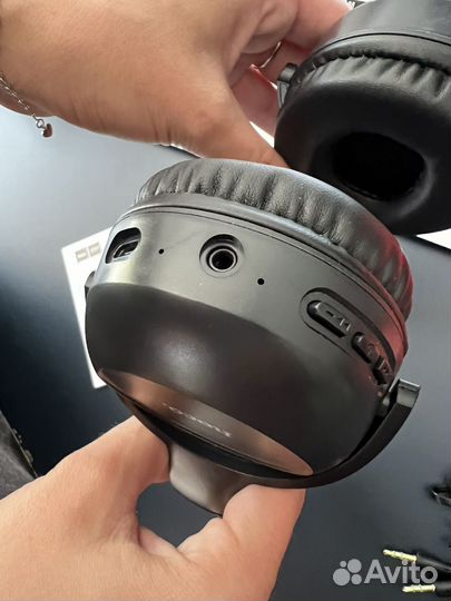 Беспроводные наушники