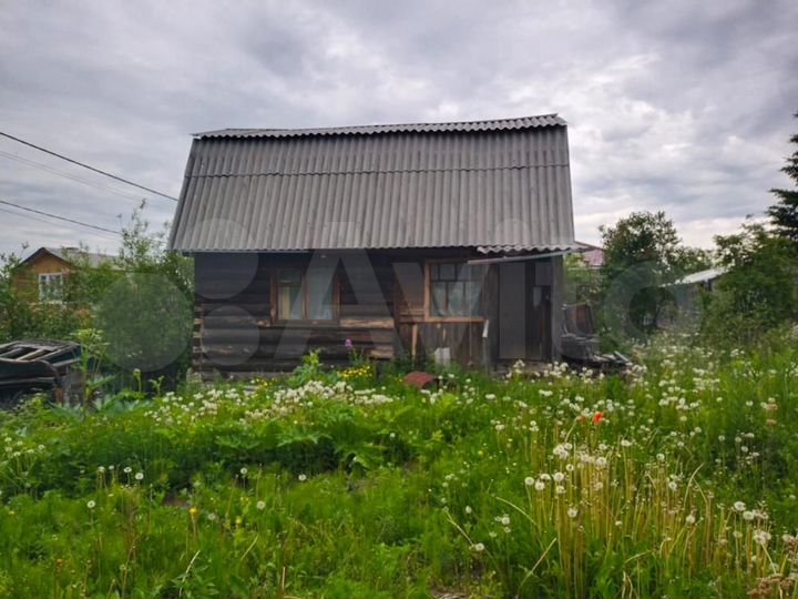 Дача 42 м² на участке 9 сот.