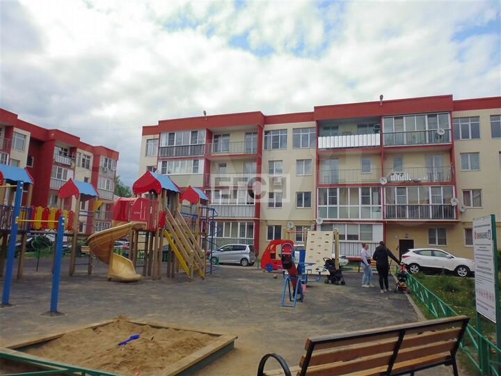 3-к. квартира, 78 м², 1/4 эт.